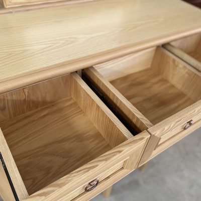 Bàn trang điểm MIA – gỗ tần bì màu tự nhiên Bàn trang điểm MIA – gỗ tần bì màu tự nhiên