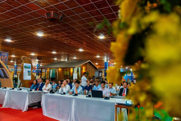 Phát Triển Ngành Gỗ Xanh